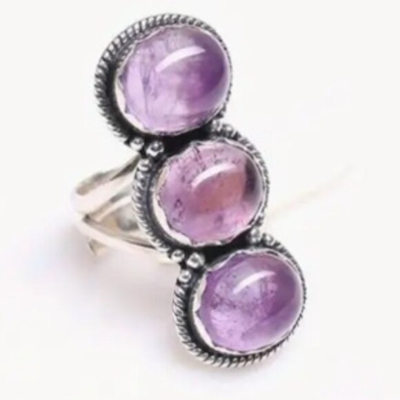 Bohemian Hippie Style Silver Electro-Plated and Synthetic Purple Crystal Ring - Picture 3 of 4